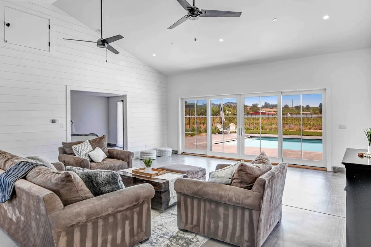 Carneros Farmhouse - Image 30