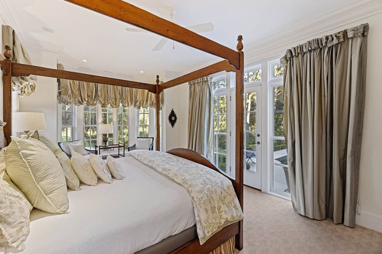 Yellow Throat Lane - Image 22