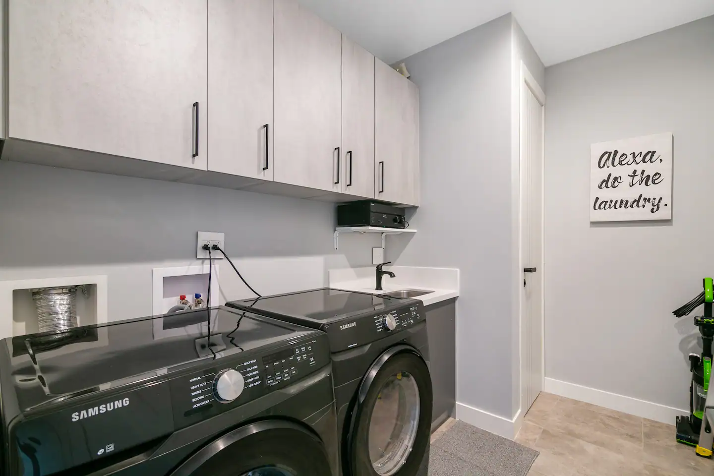 Opulent Haven - Image 32