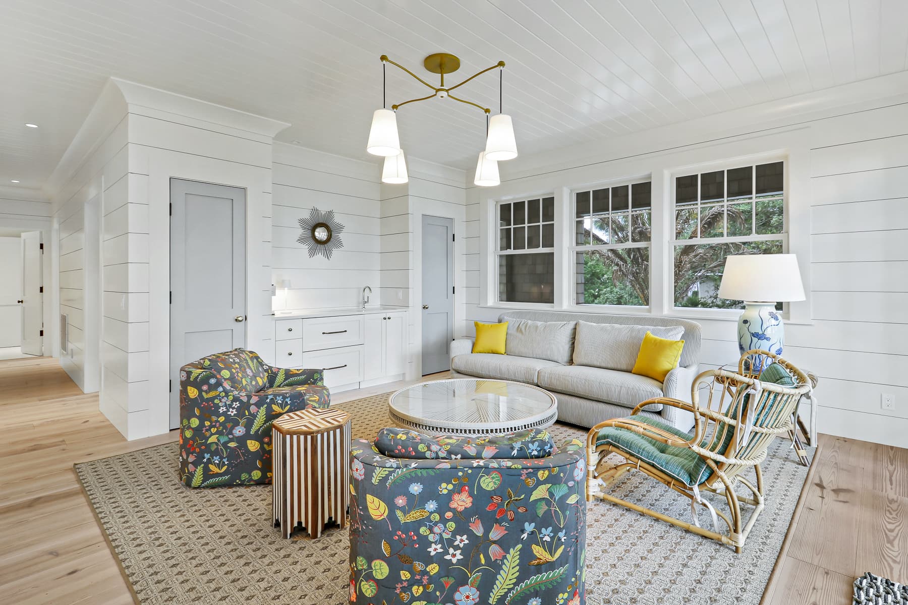 Cassina Sands - Image 2