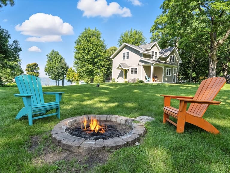 Thenell's Beach House - Image 2