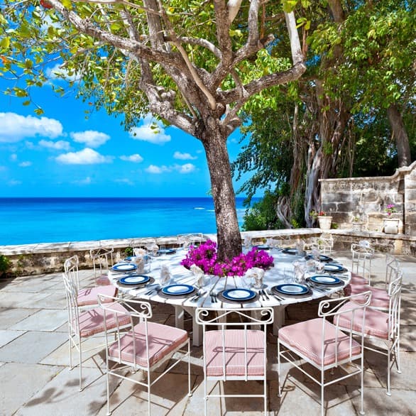 Tourquise Point Manor - Image 1