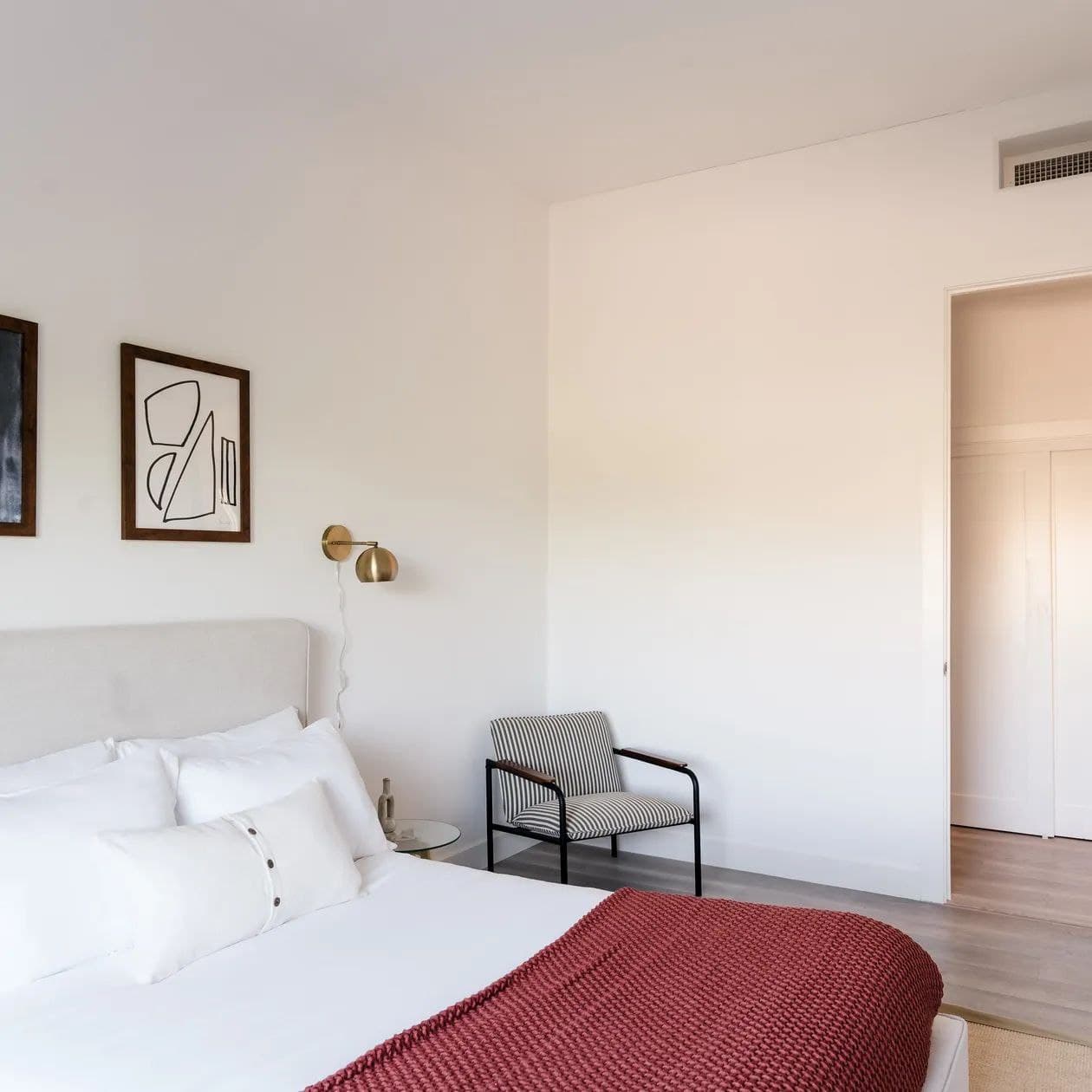 Julep Manor - Image 22