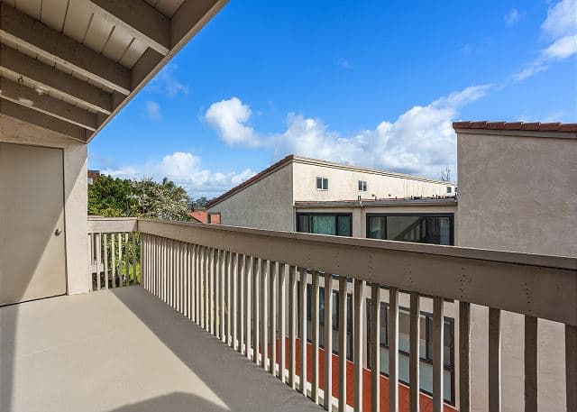 Shore O'Clock - Image 34