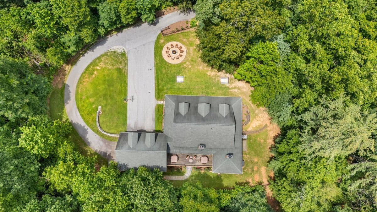 The Huntly Estate - Image 159