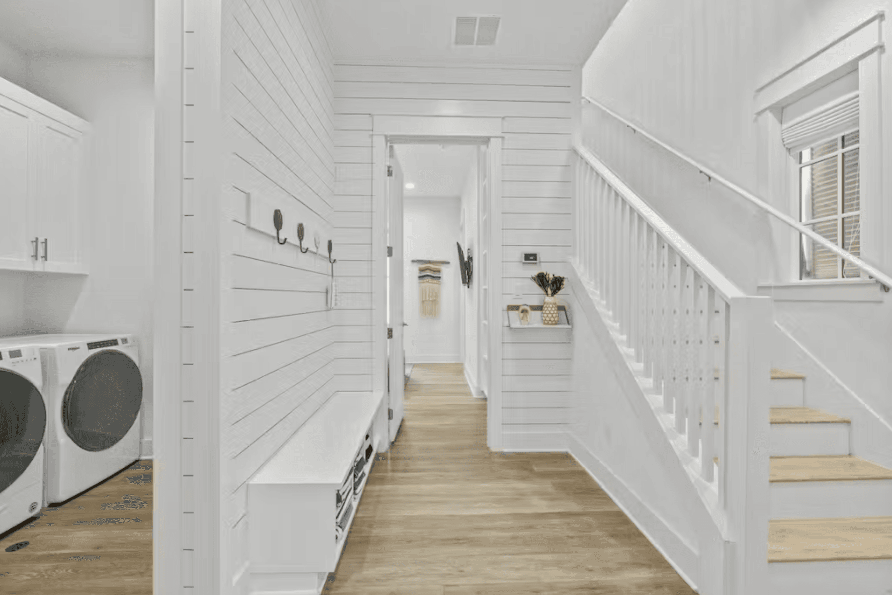 Beach Ball House - Image 19