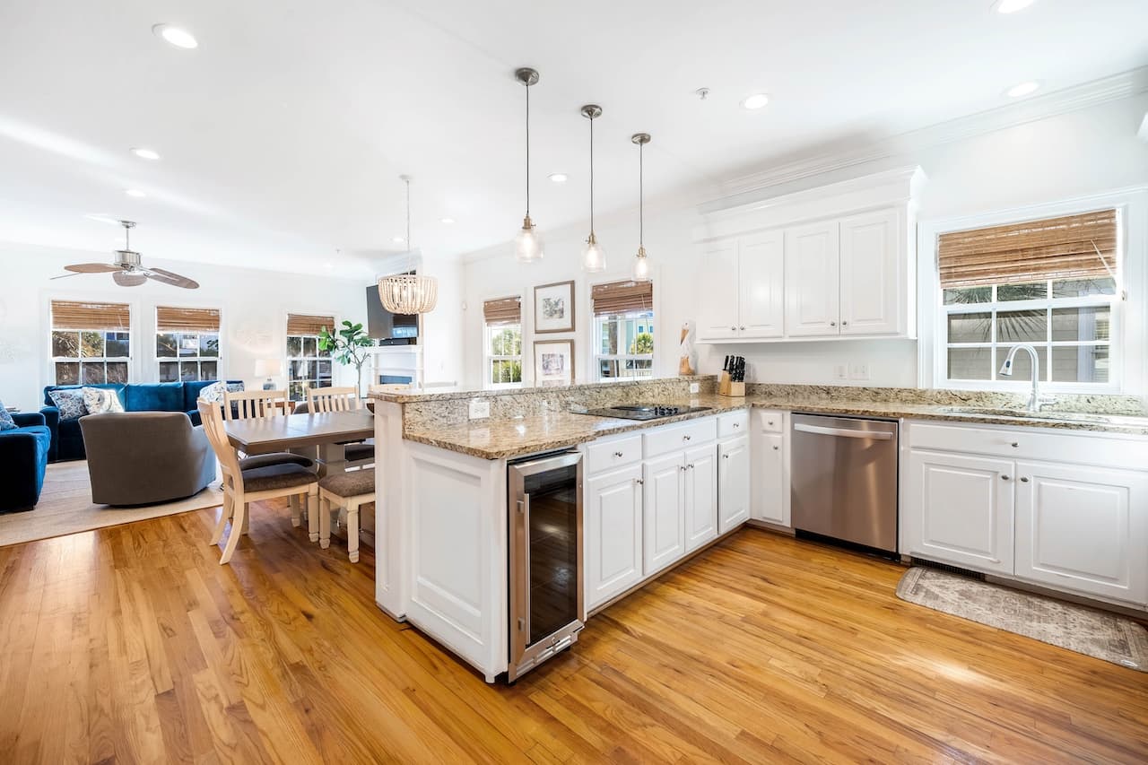 Front Beach Fun - Image 14