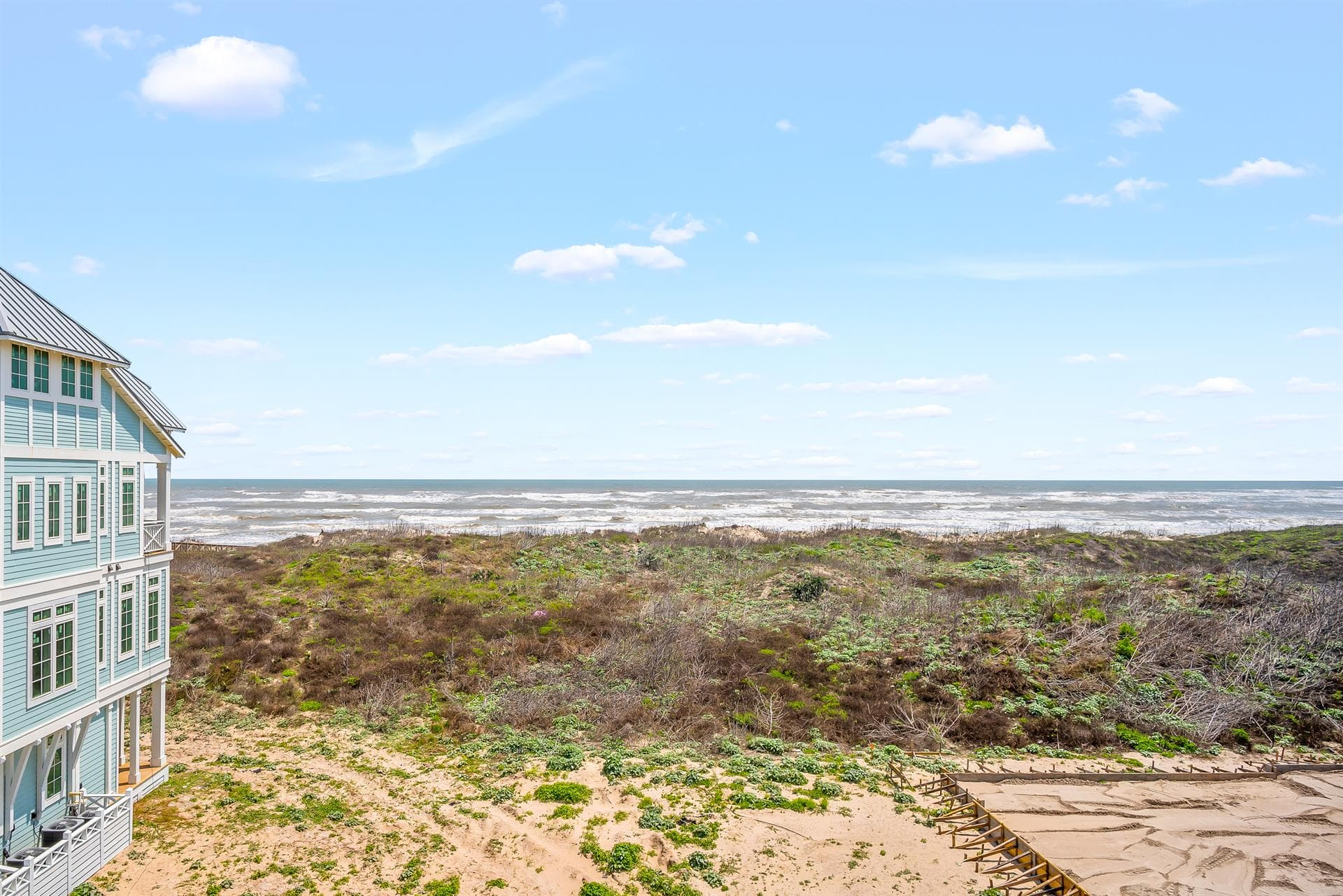 Holiday House - Image 69