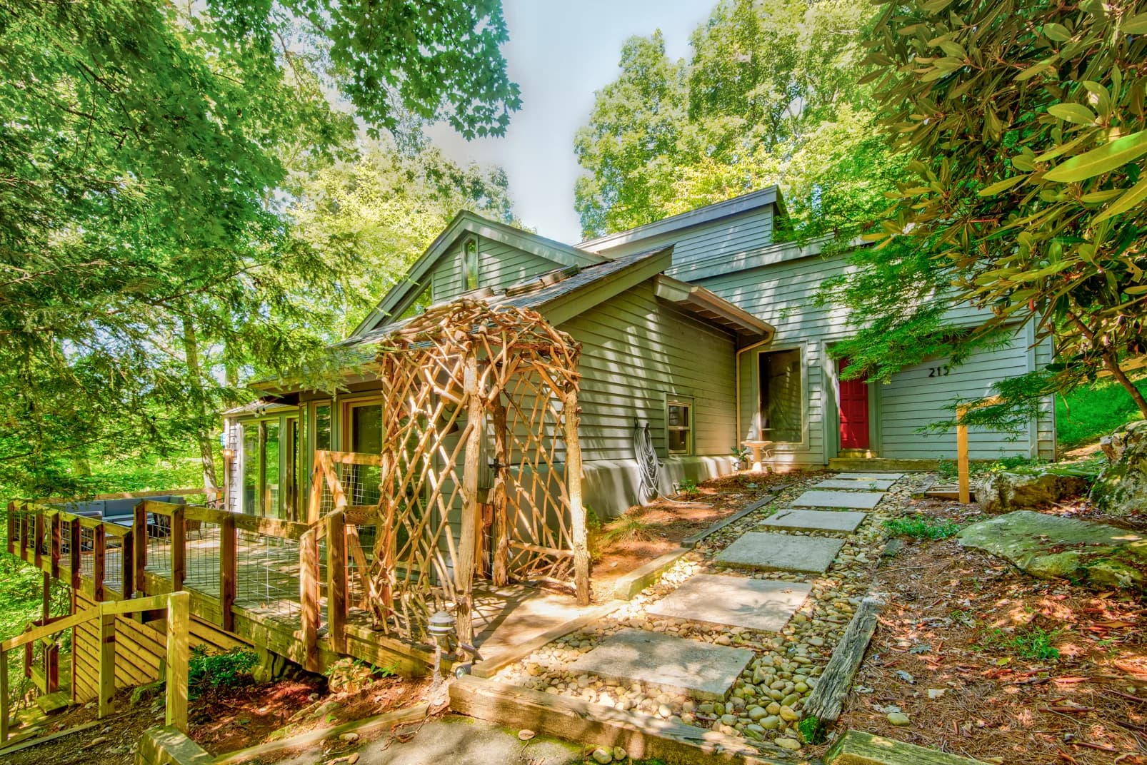 Deerwood Manor - Image 2