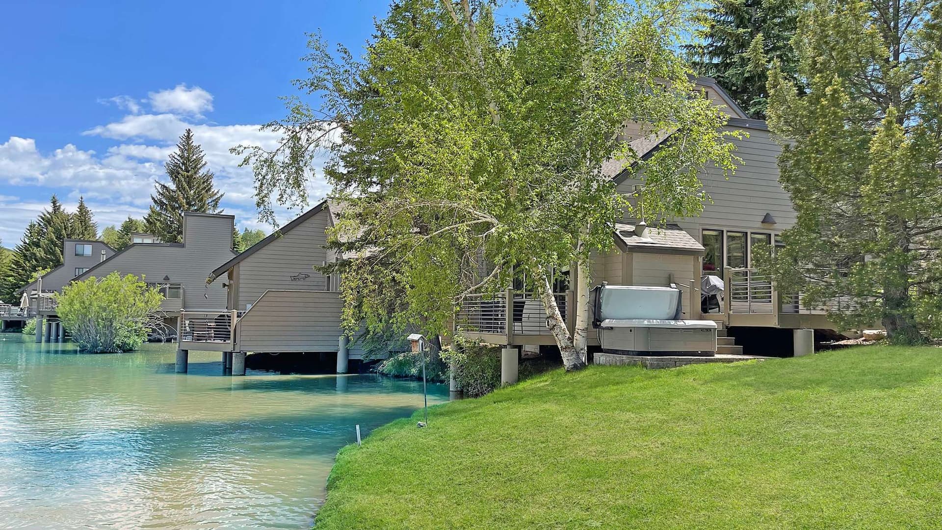 Whispering Waters Chalet - Image 1