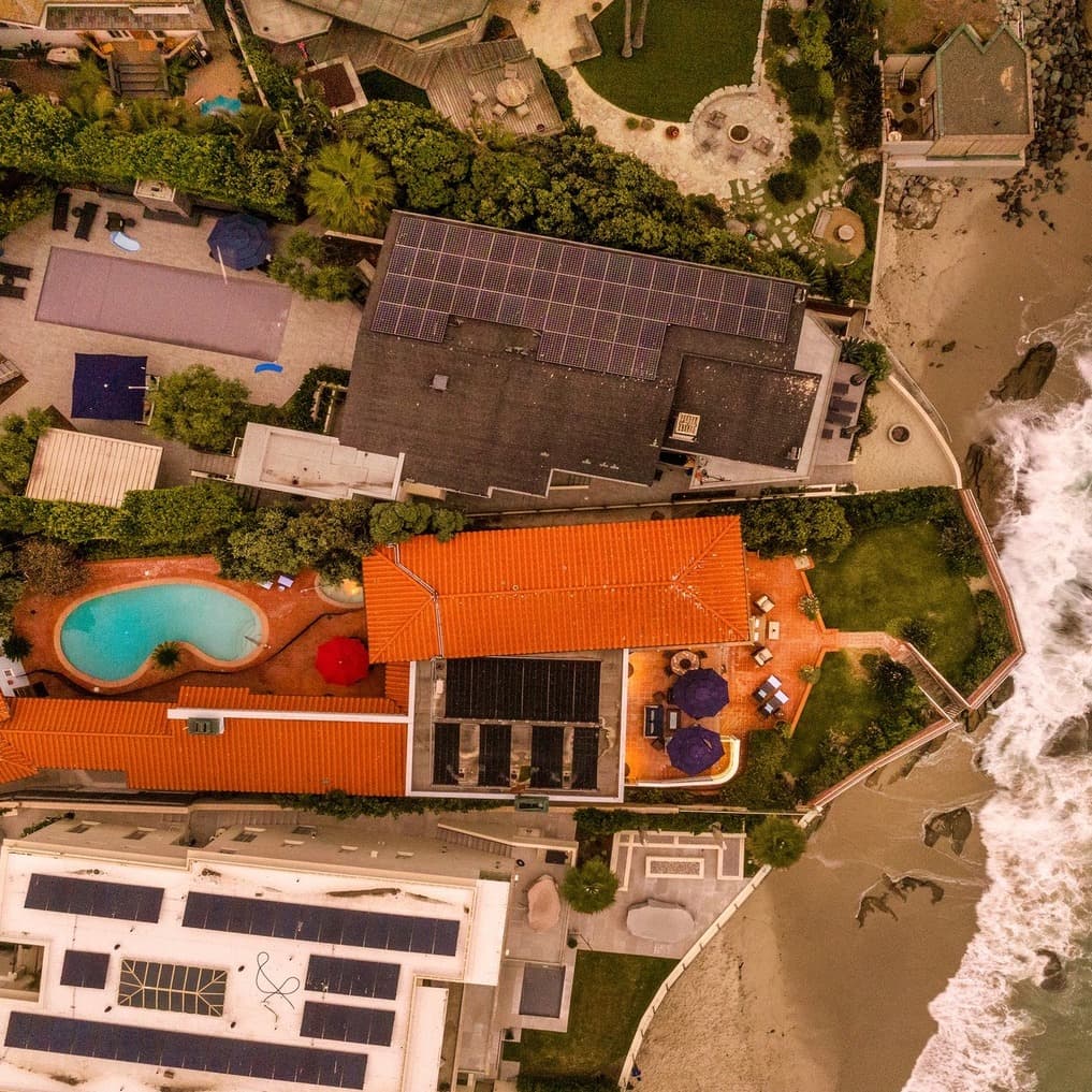 Beachside Place - Image 1