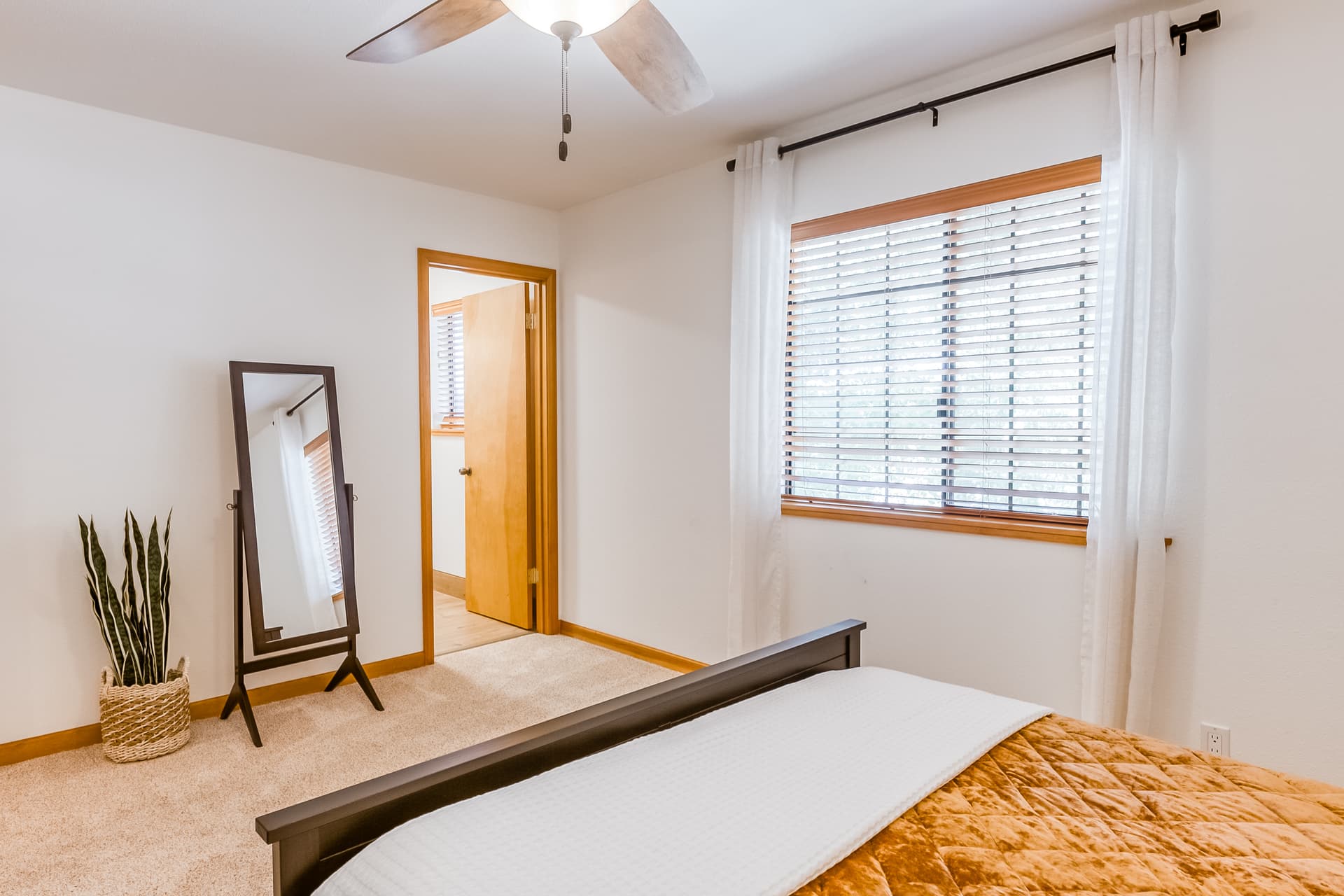 Truckee's Wonder Home - Image 12