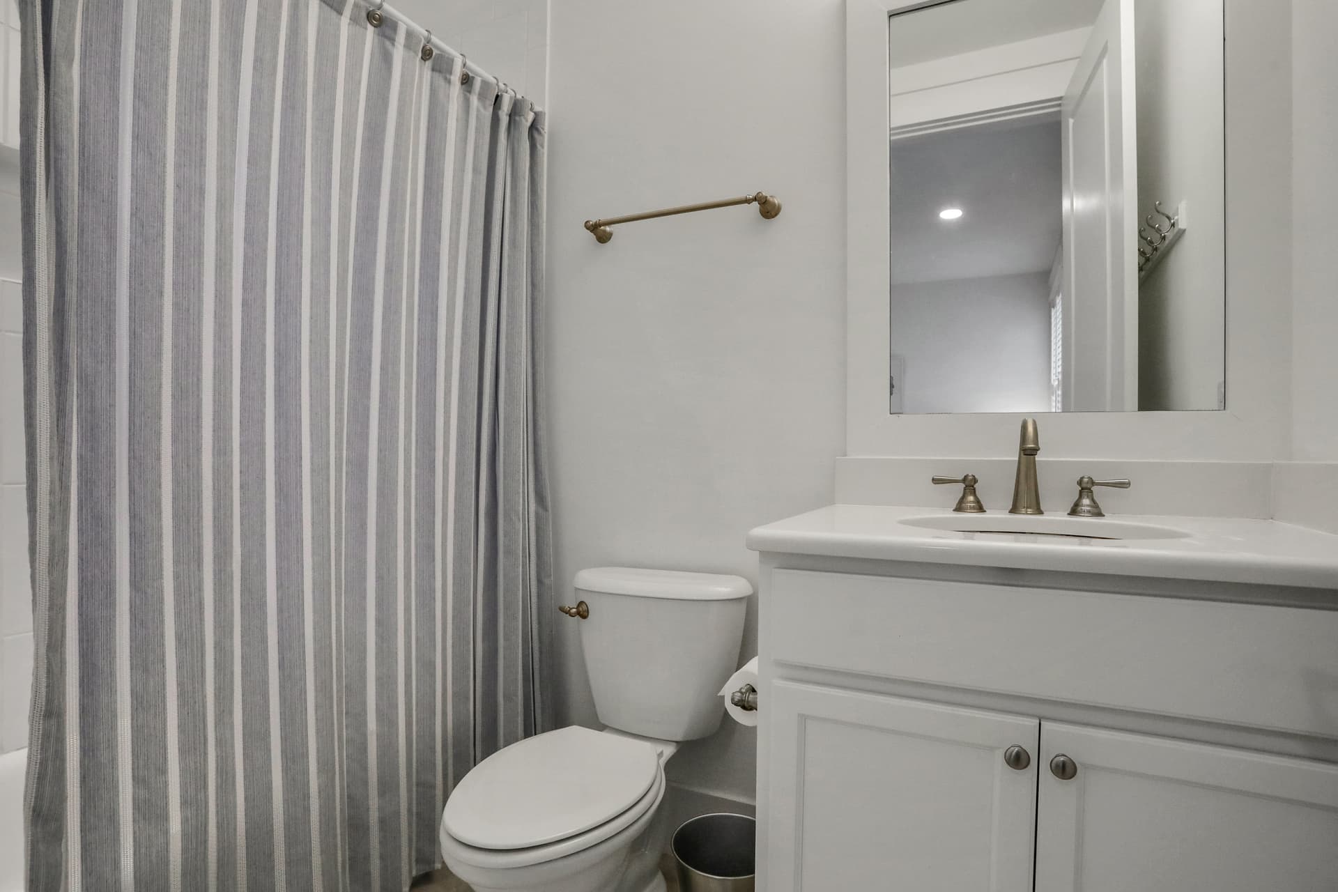 Nature Walk Beargrass House - Image 21