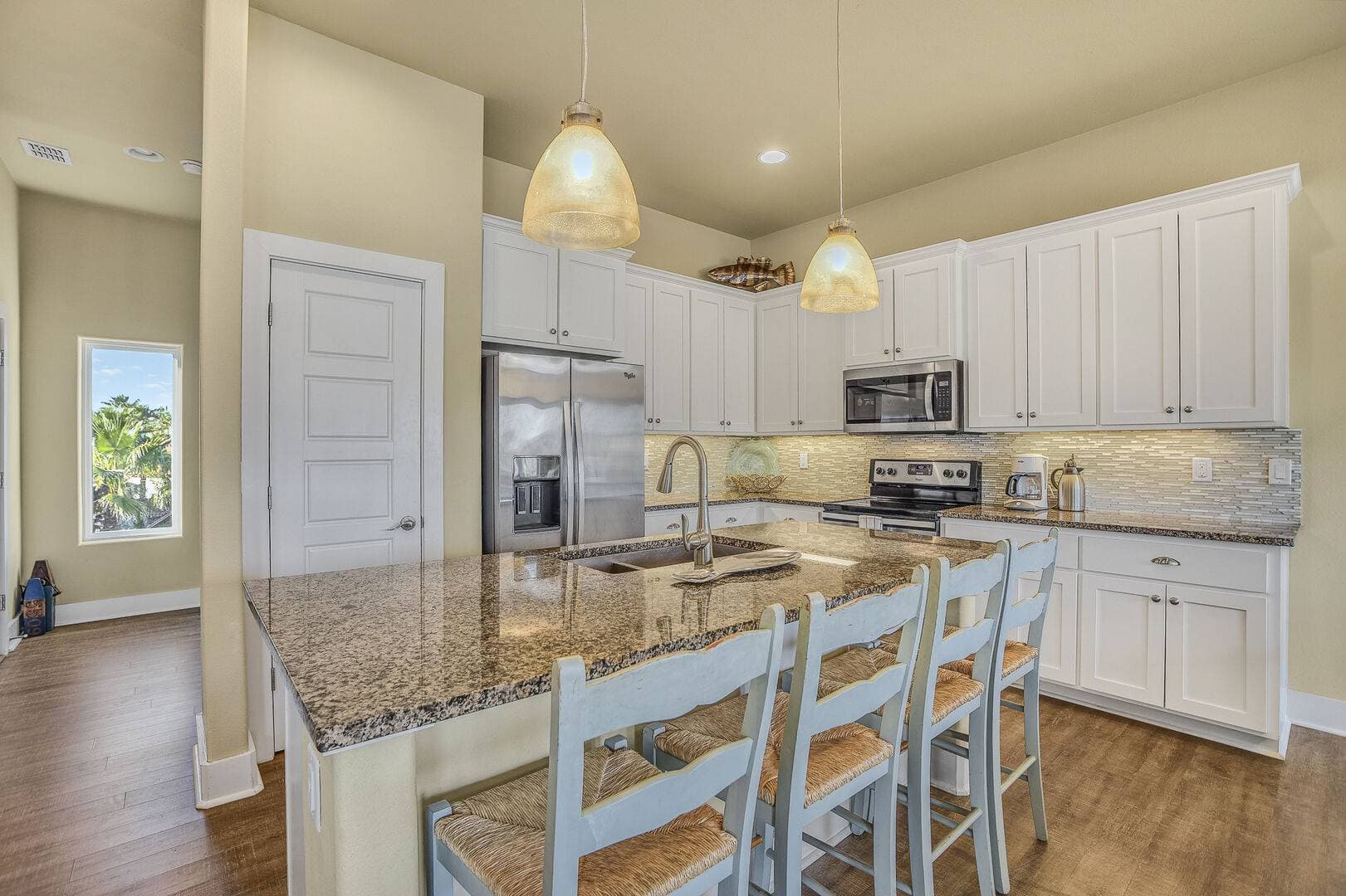 Gone Coastal House - Image 14