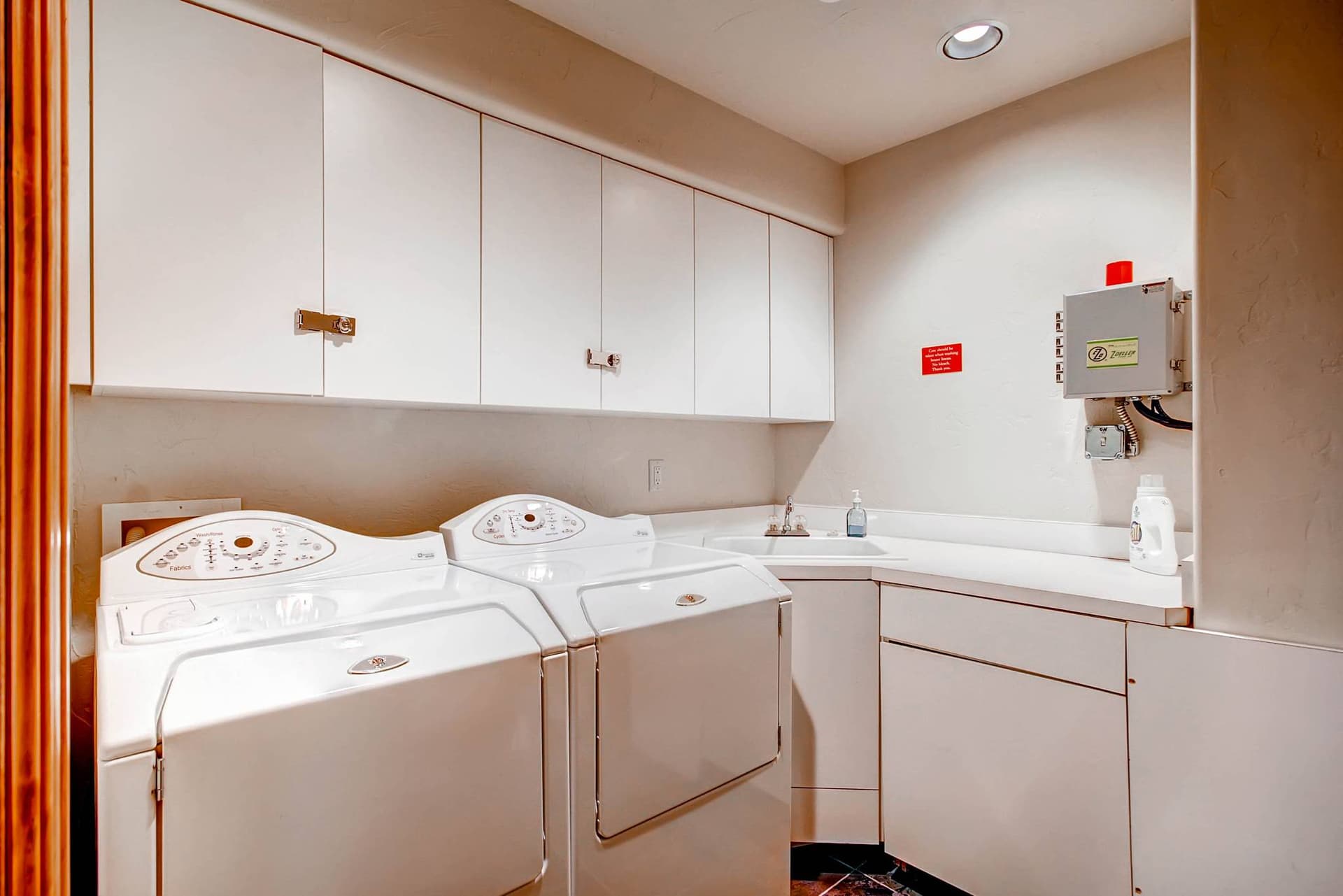 Beavers Lodge - Image 39