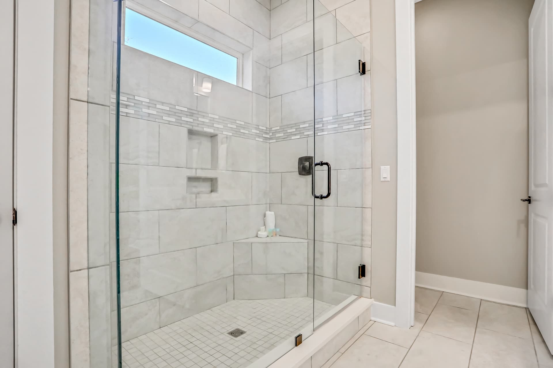 Come Sail Away House - Image 12