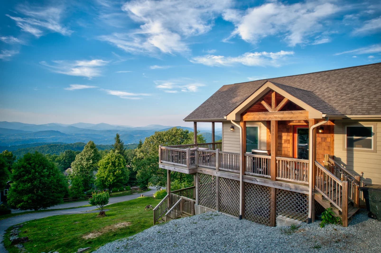 Aussies Den - Image 2