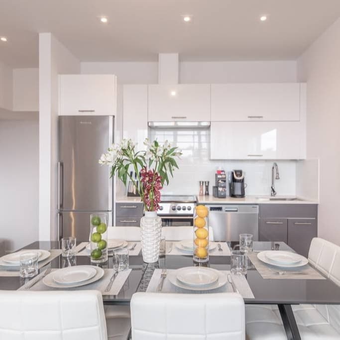 Royal Home - Image 1