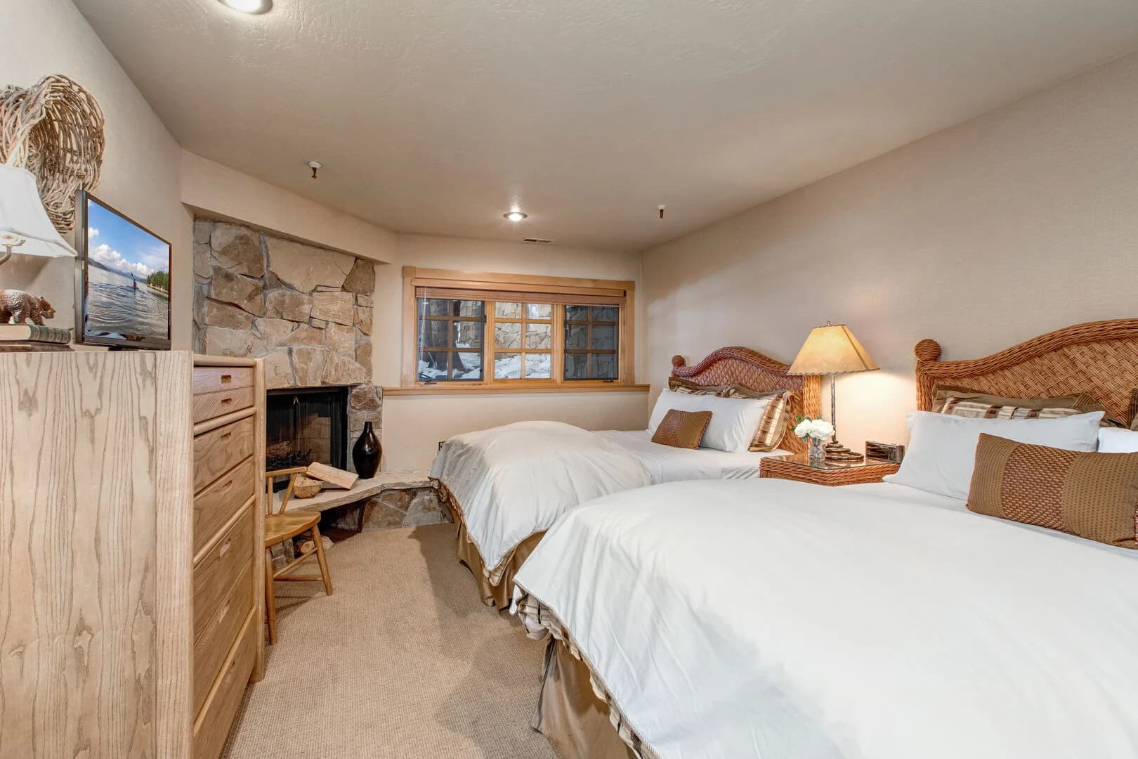 Cache in D.V. - Image 35