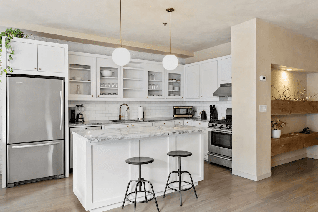 Vanderbilt Residence - Image 2