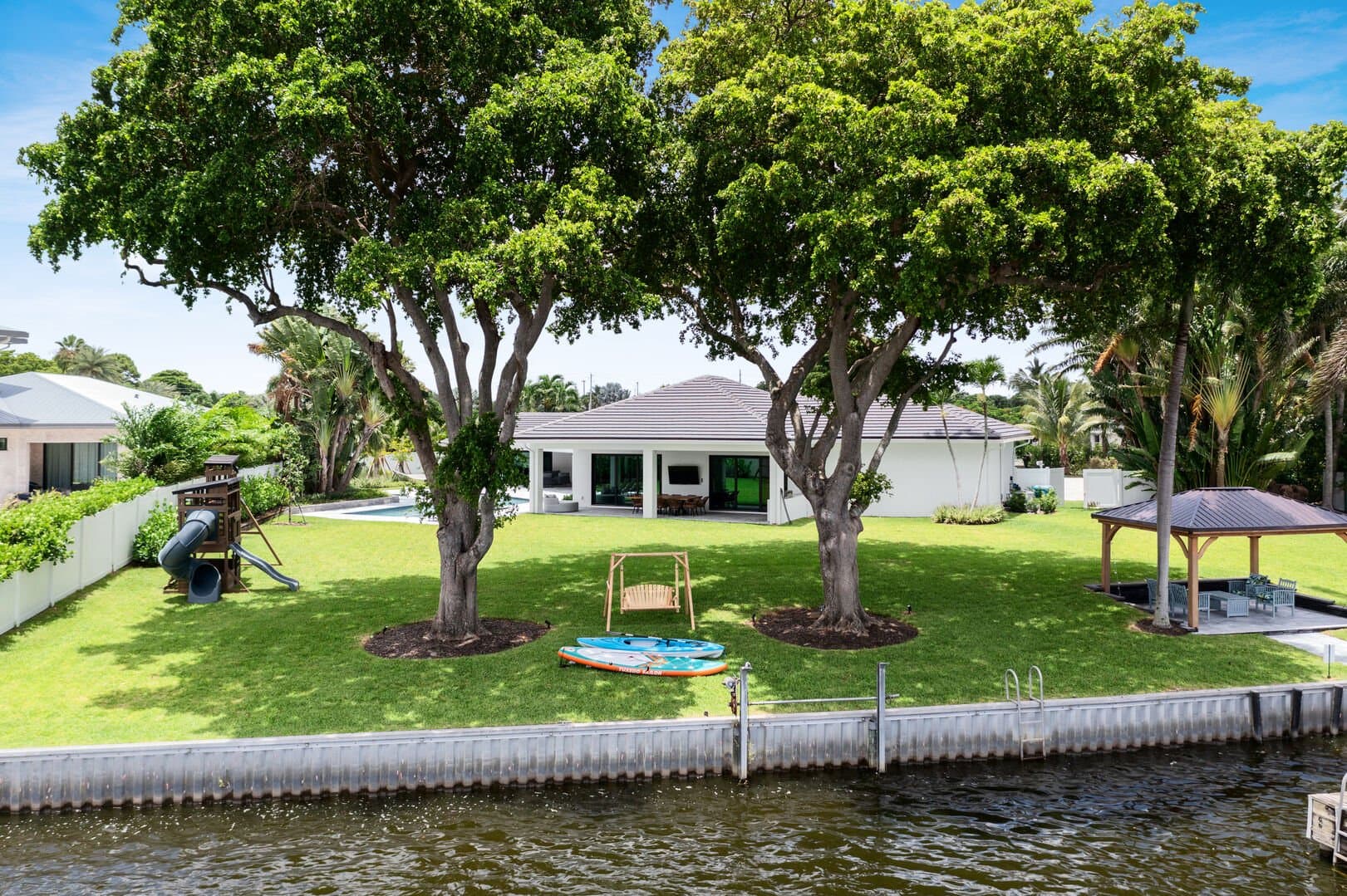 Waters Edge #906 - Image 3