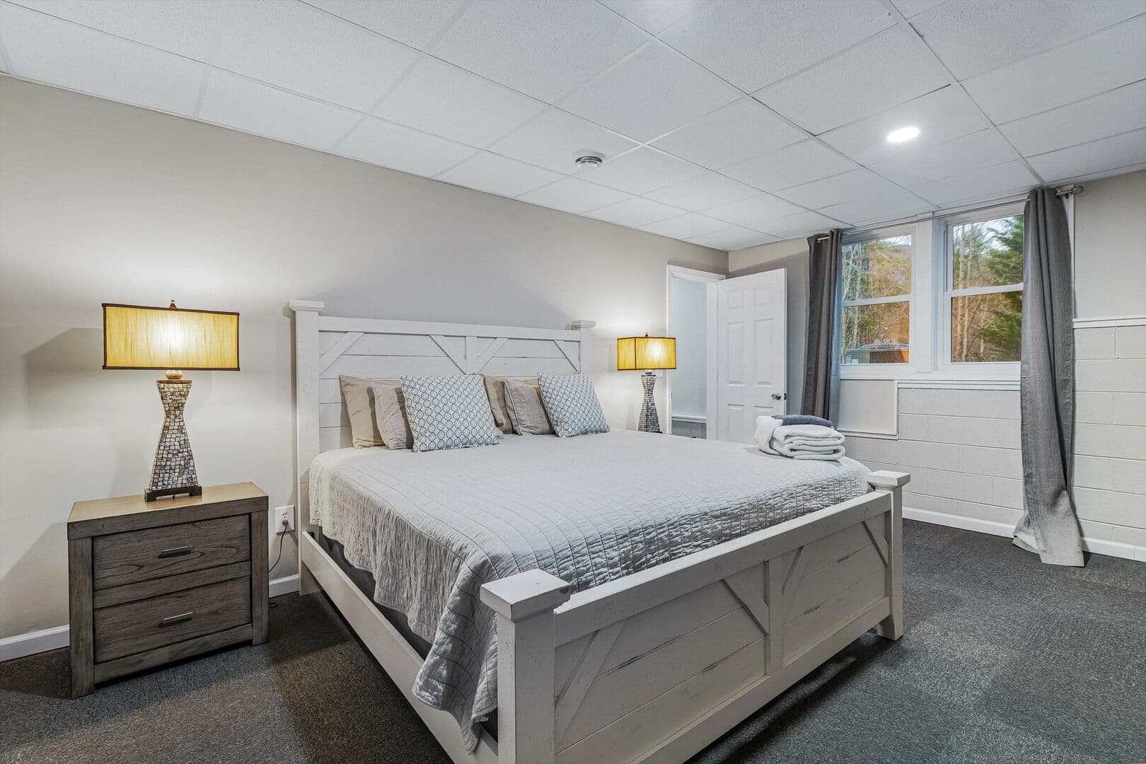 Creekside House - Image 27