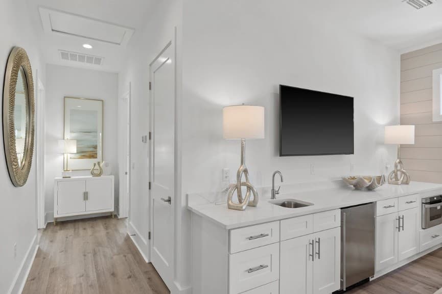 Lone Star Hideaway - Image 11