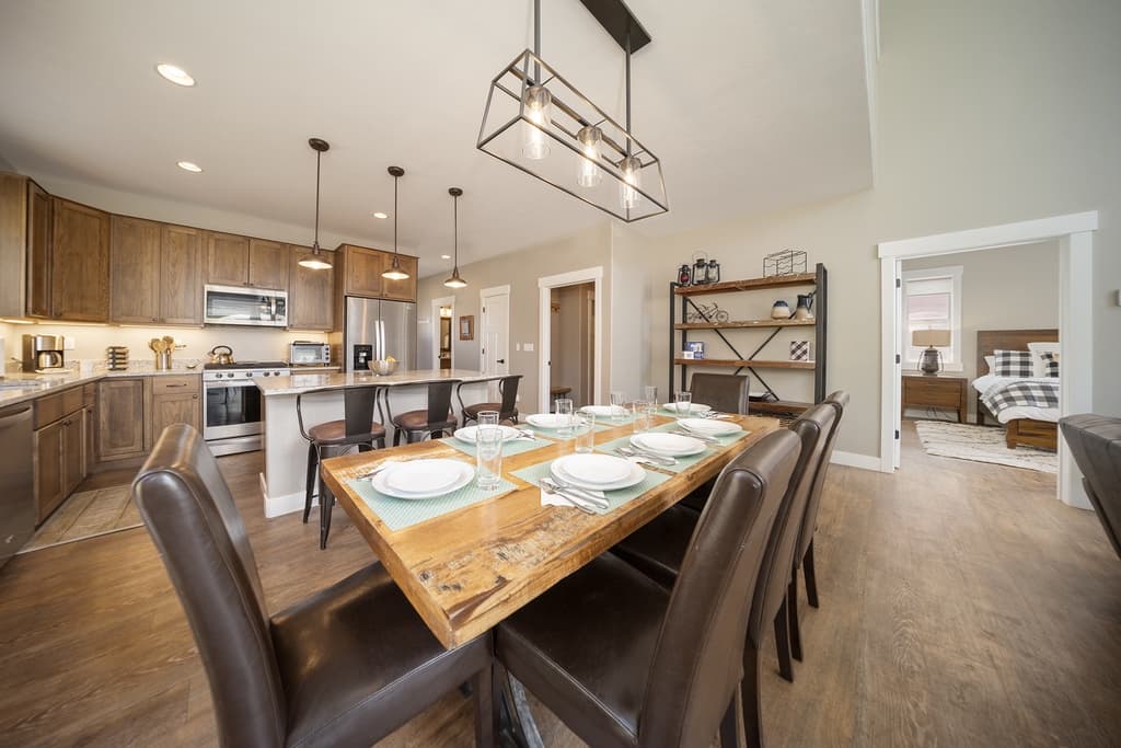 Homer’s Hideaway - Image 4