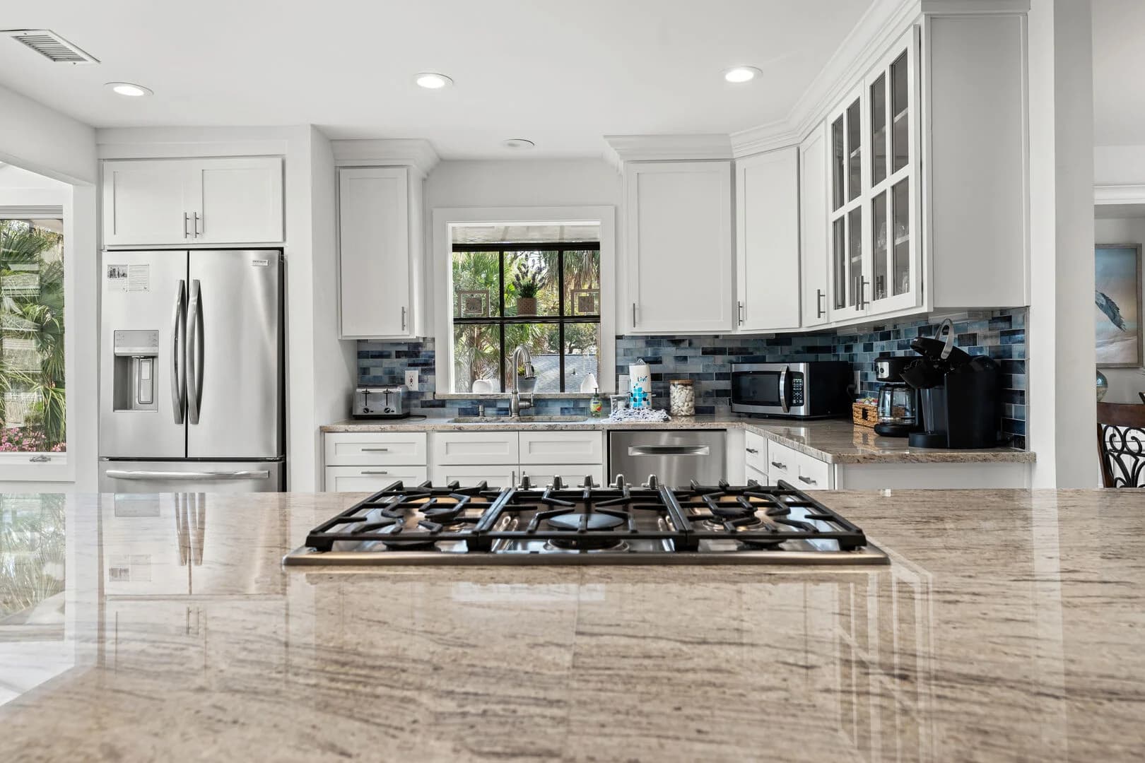 Tropical Retreat - Image 12