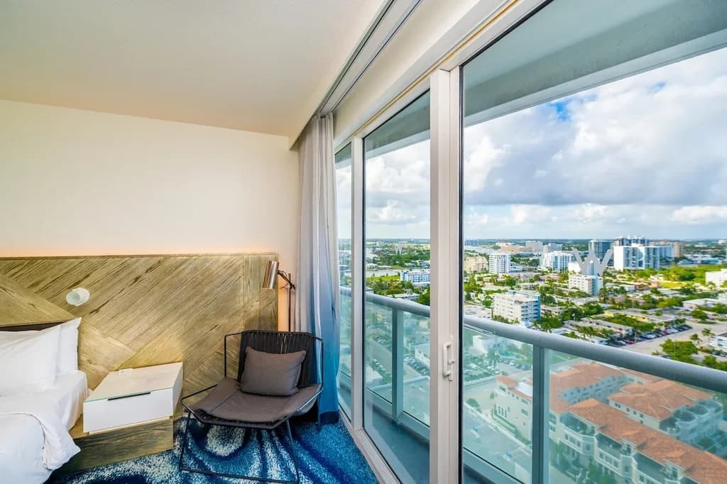 Horizon Condo #2108 - Image 34