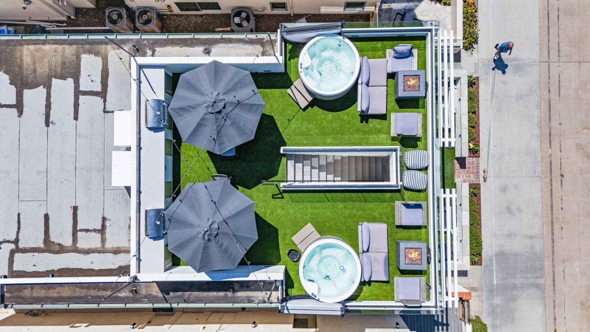 Oceanfront Rooftop Masterpiece - North - Image 25