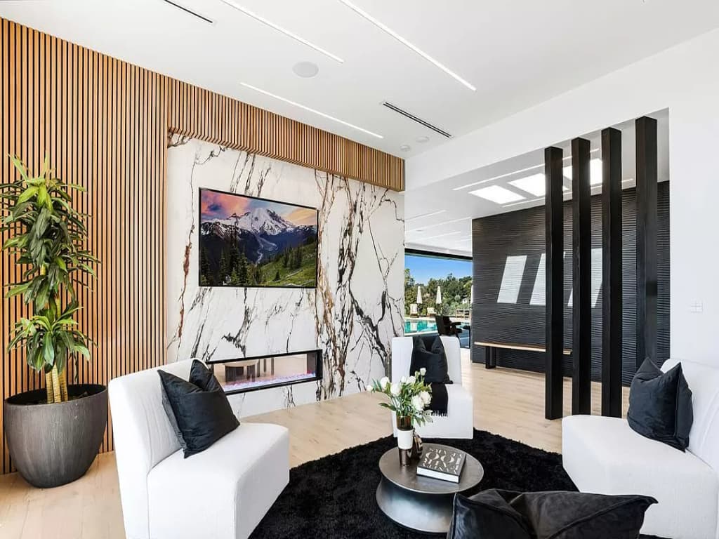 Monarch Modern - Image 25