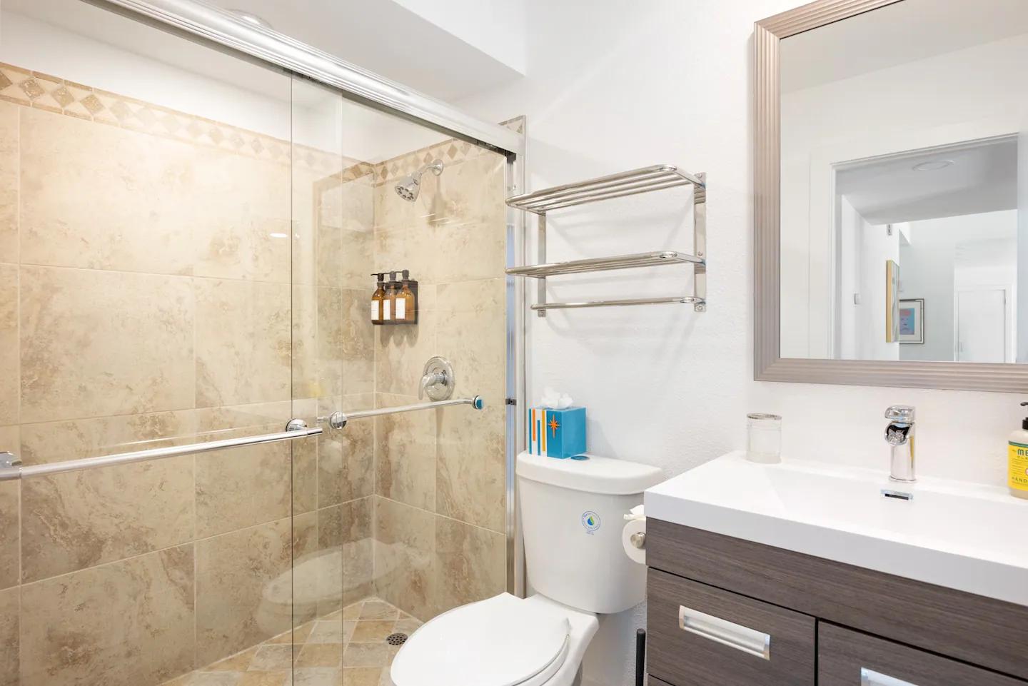 Modern Oasis - Image 15