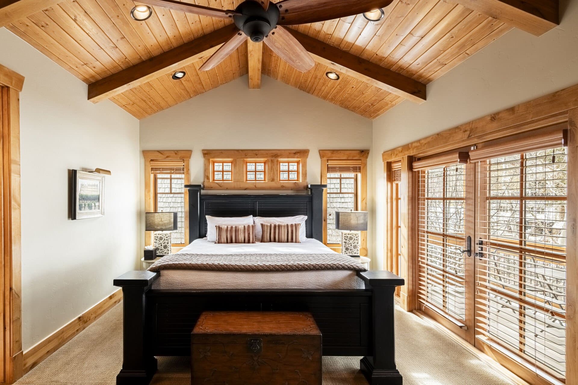 Powder Lodge - Image 26