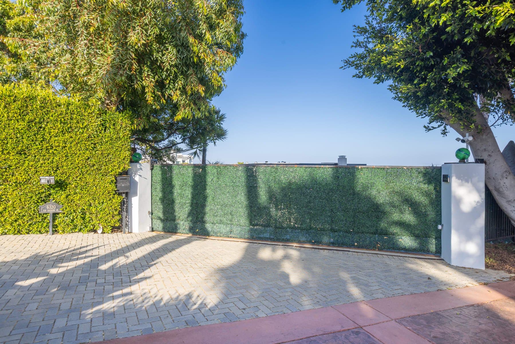 Malibu Sunset Oasis - Image 83