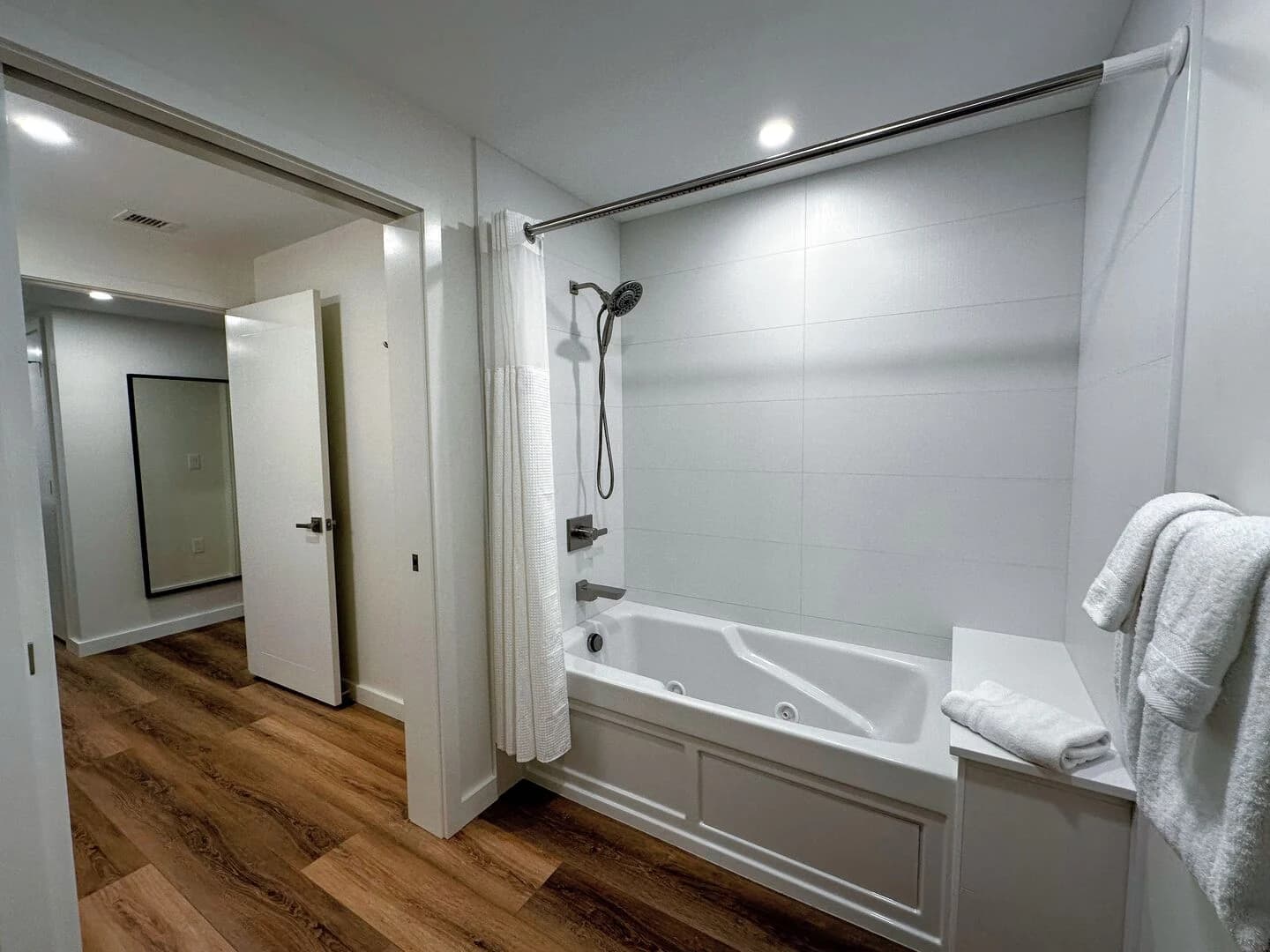 Retreat at Arrowhead #1AB - Image 13