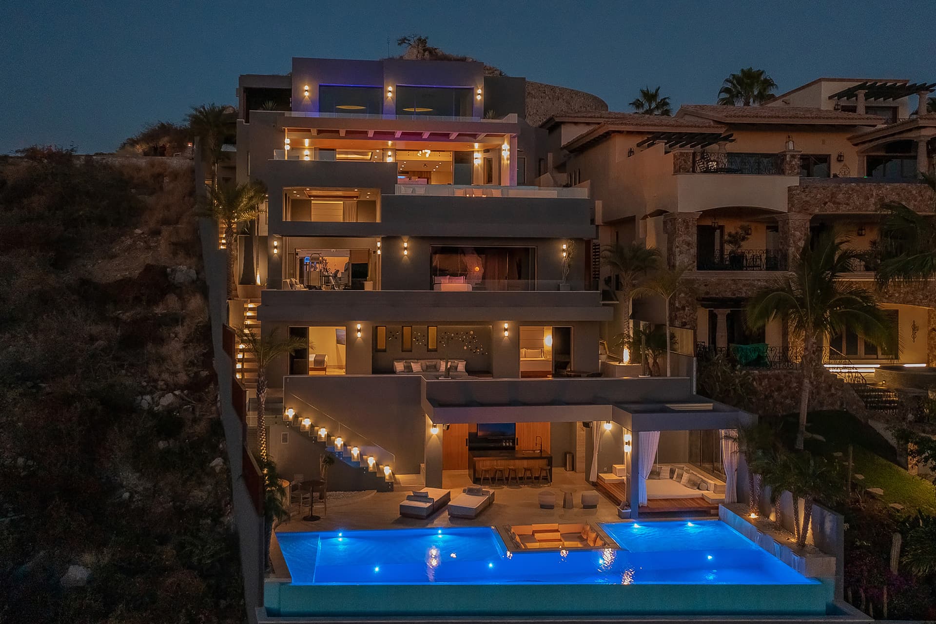 Maison De Cortes - Image 12