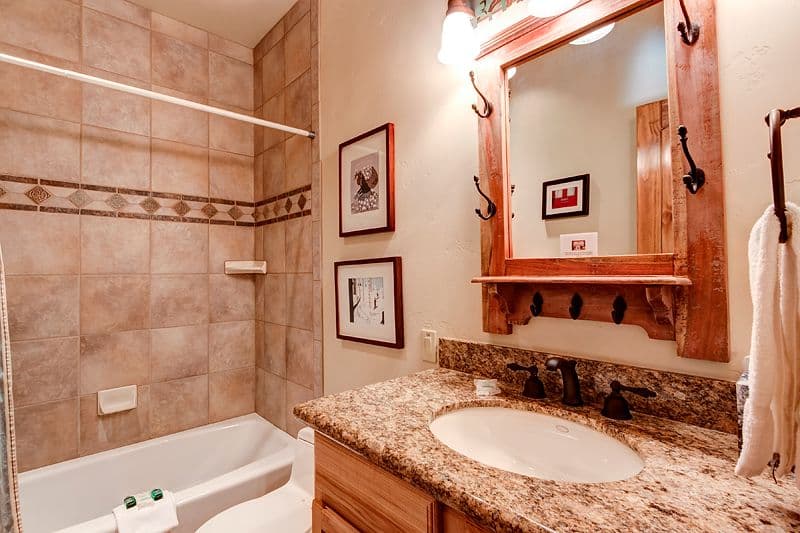 Highwood House - Image 14