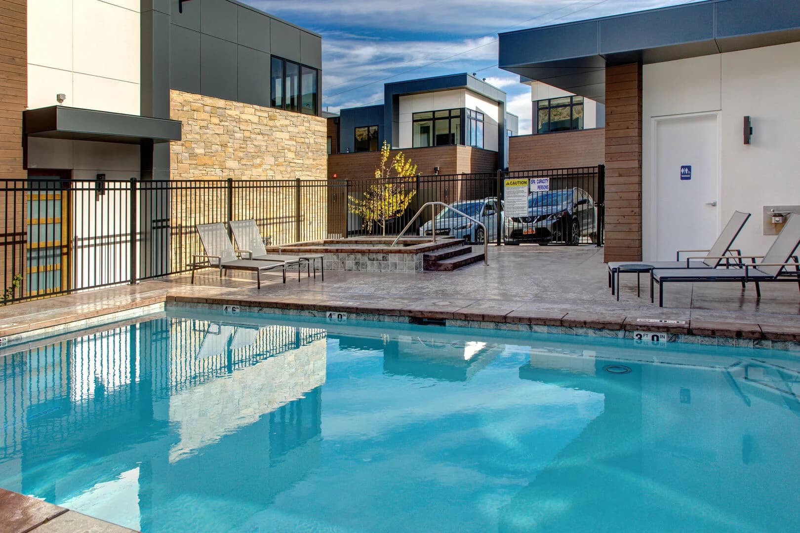 Viridian Townhome - Image 40