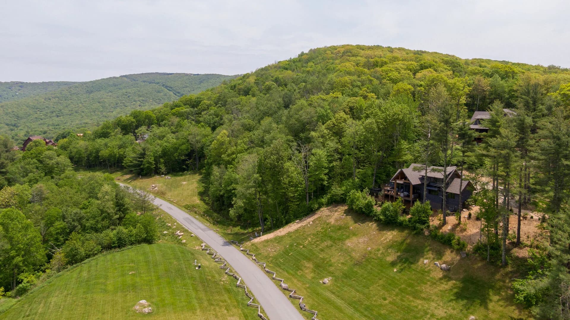 Just Bluffin' at Eagles Nest - Image 3