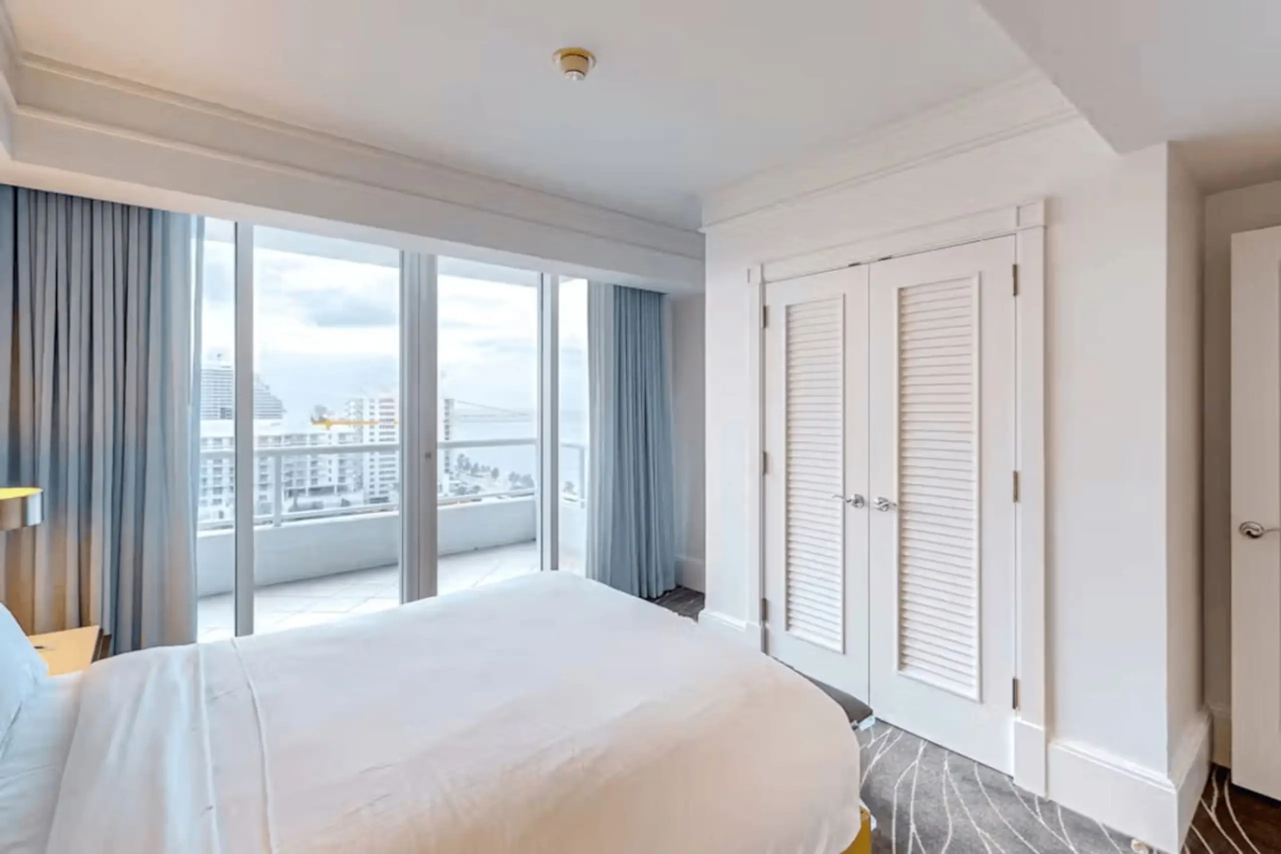 Portofino Residence #1502 at The Ritz-Carlton - Image 41