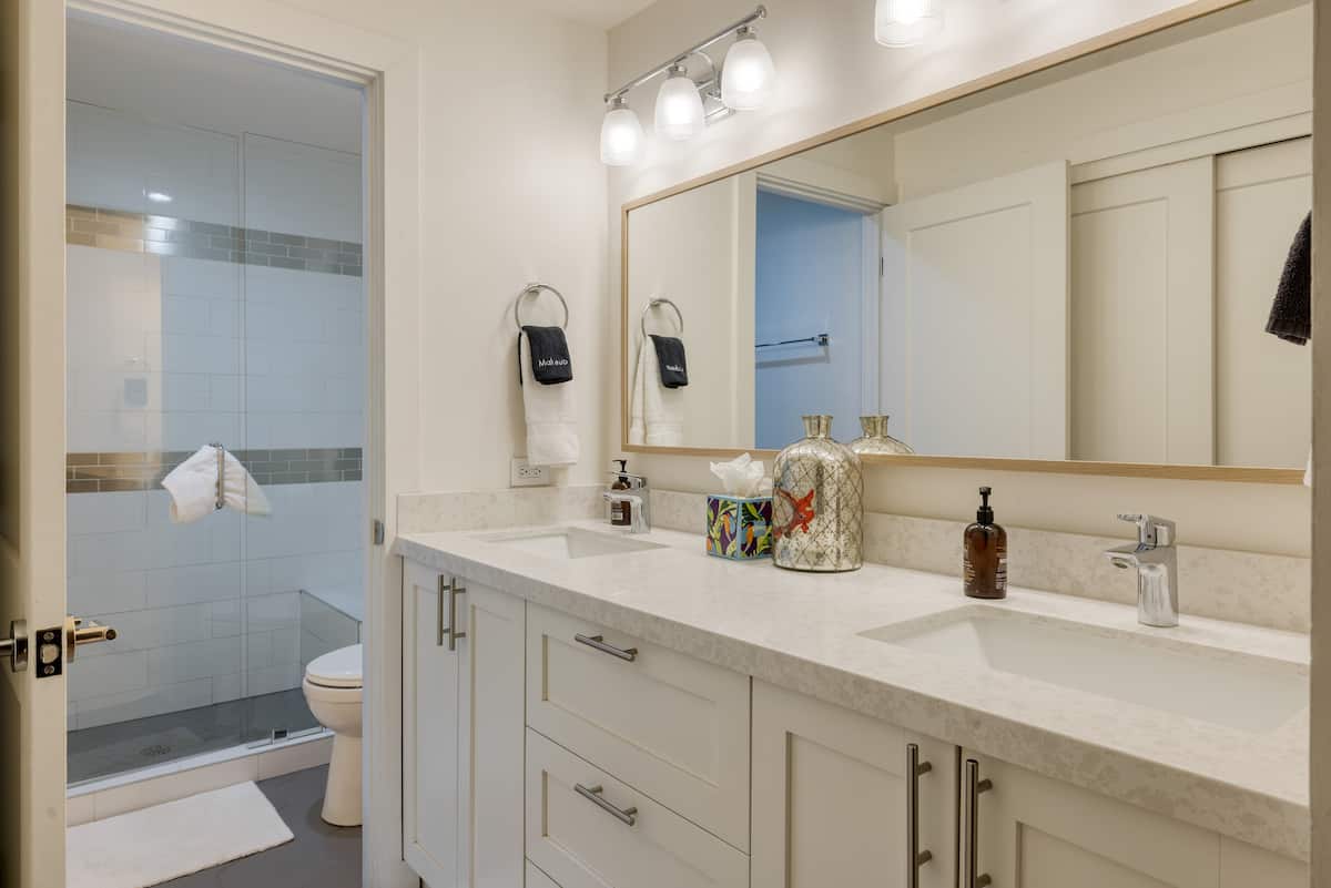 Parkside Condo - Image 11