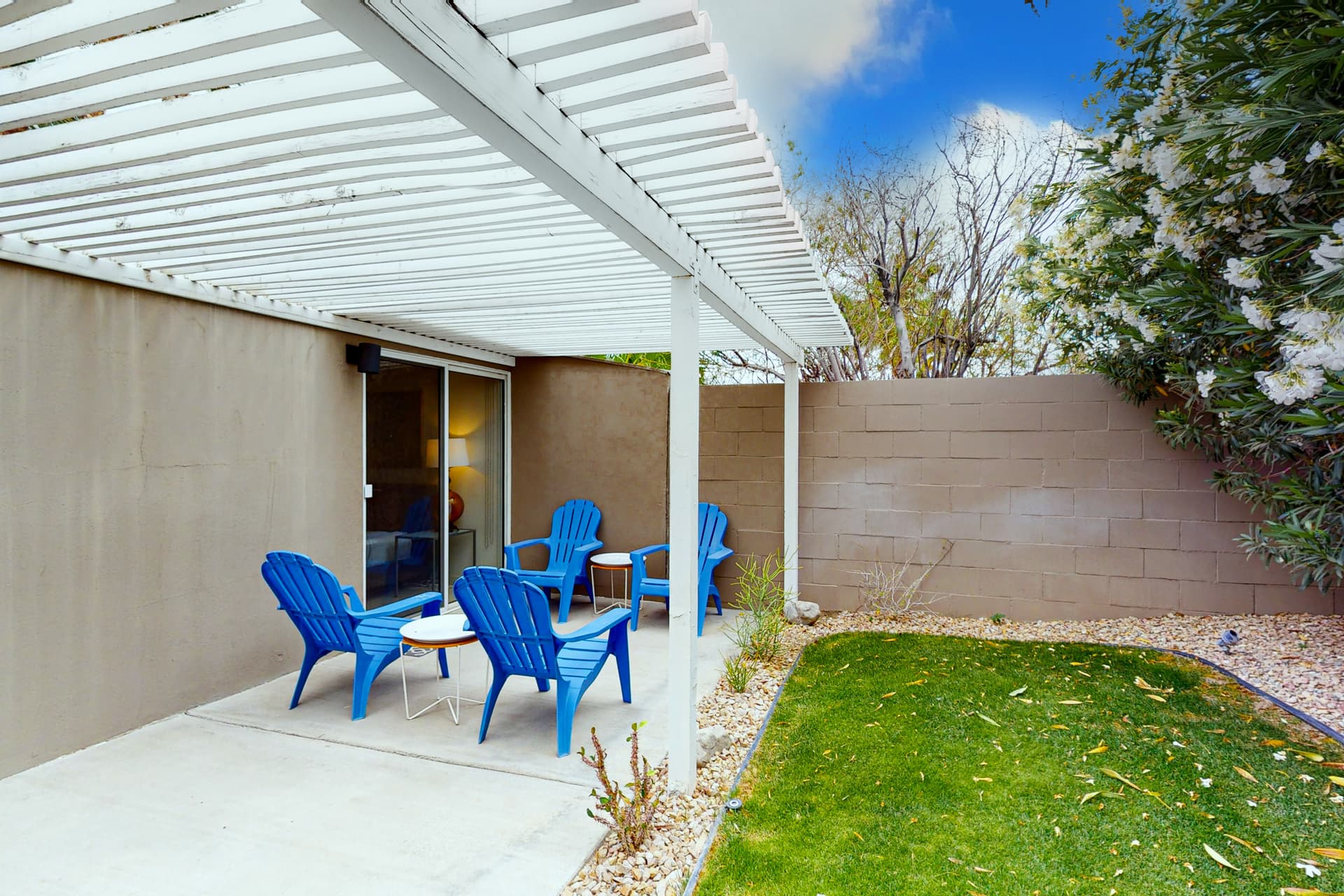 Six Palms Home - Image 20