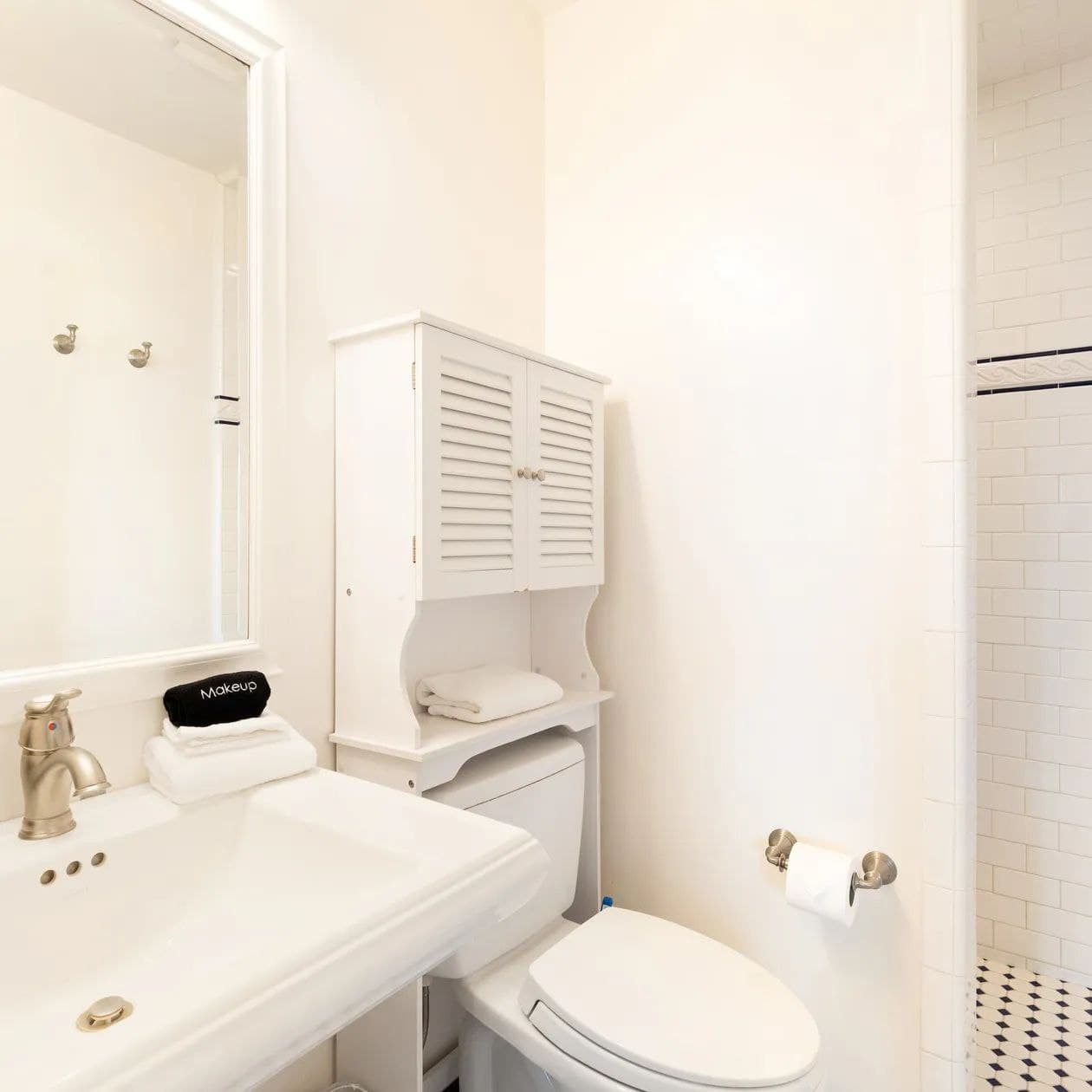 Shoreline - Image 32