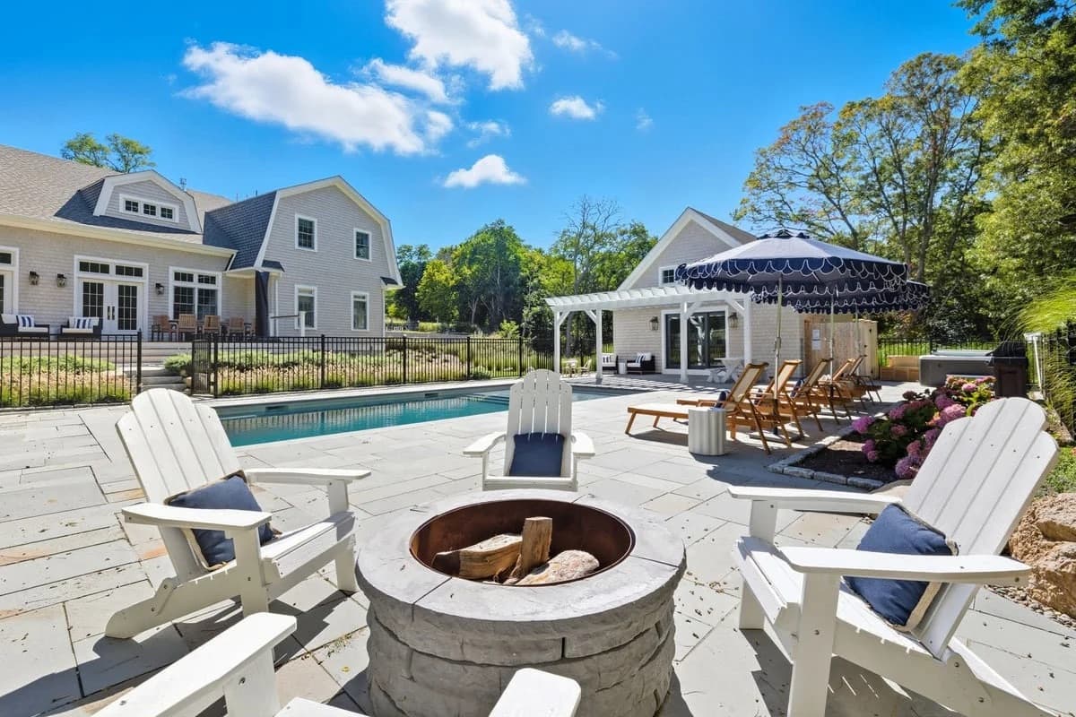 Hydrangea Hideaway - Image 51