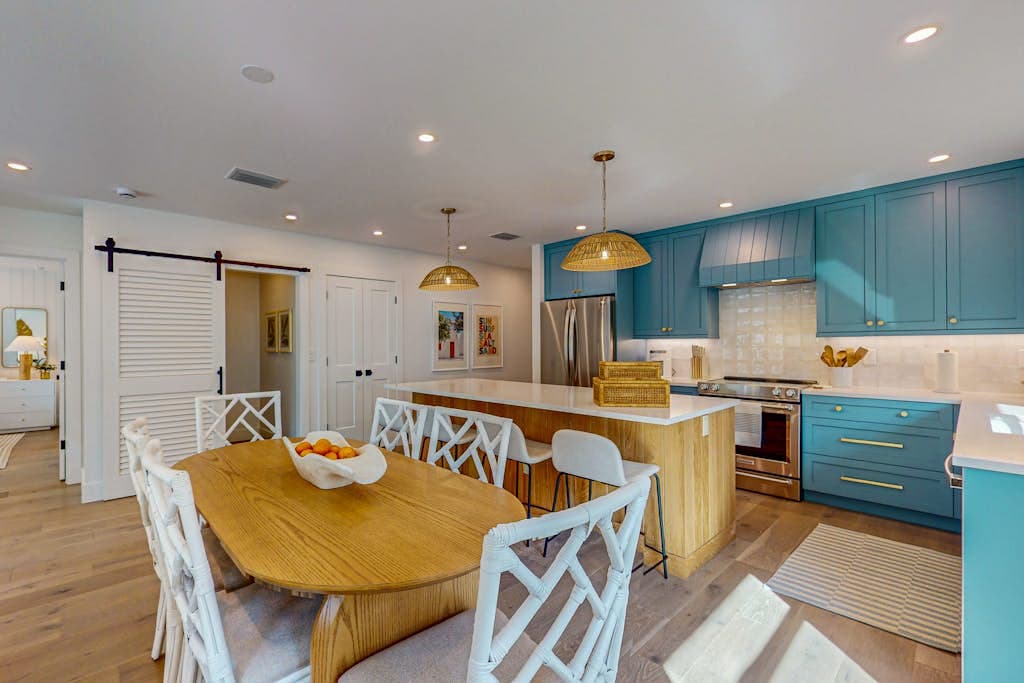 Yellow Door Beach Cottage - Image 5