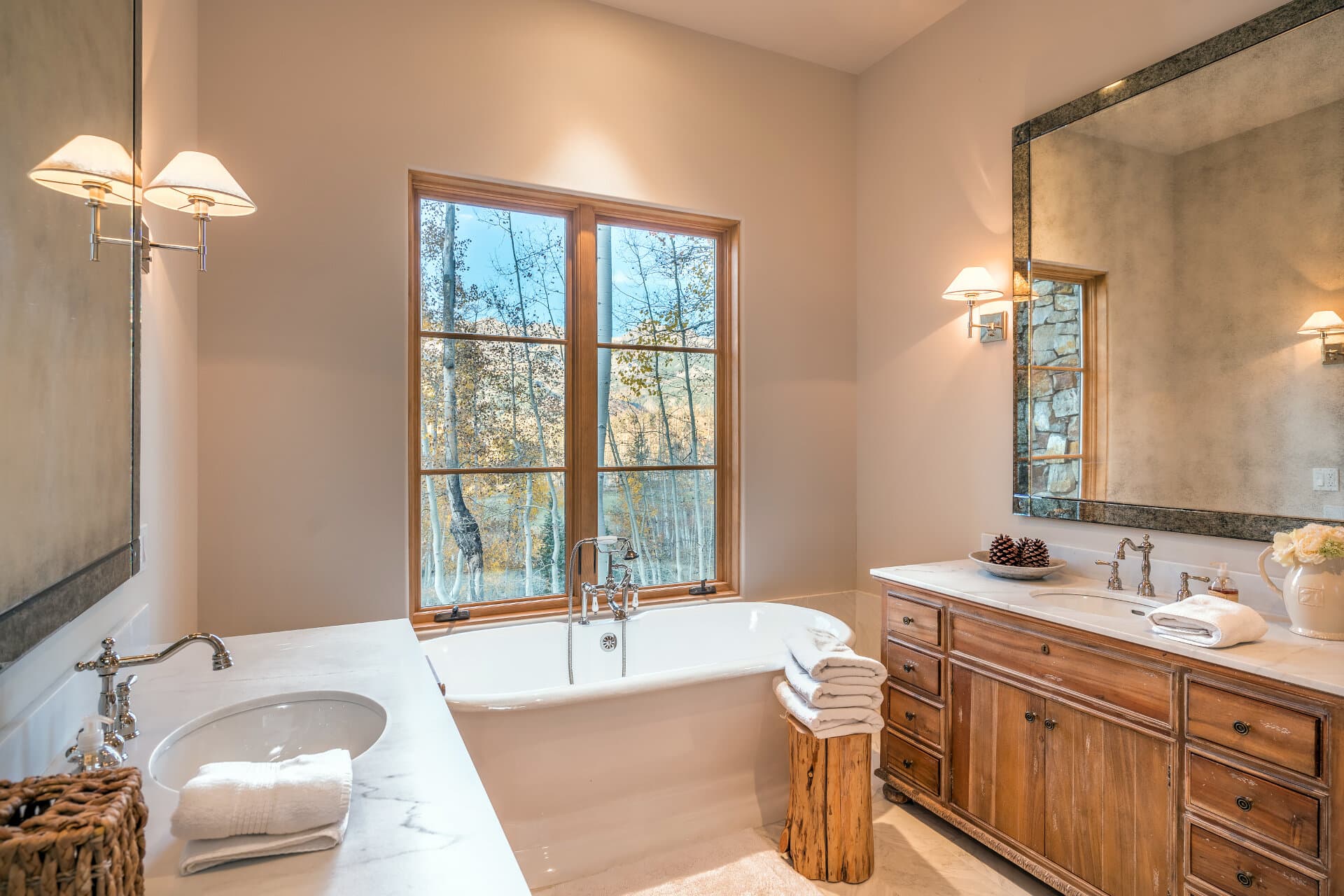 Russell Home - Image 8