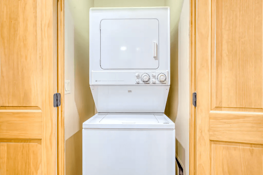 Plaza Home - Image 14