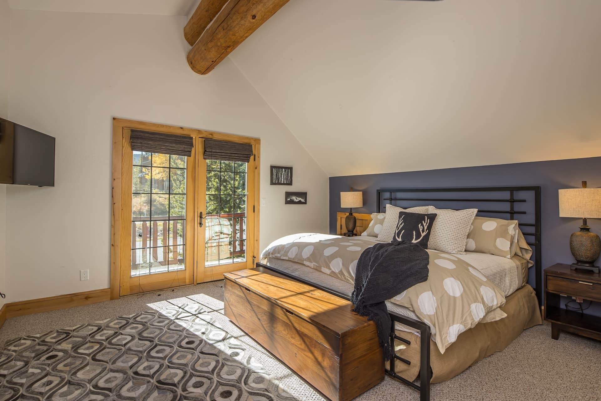 Chief Gull Cabin - Image 21