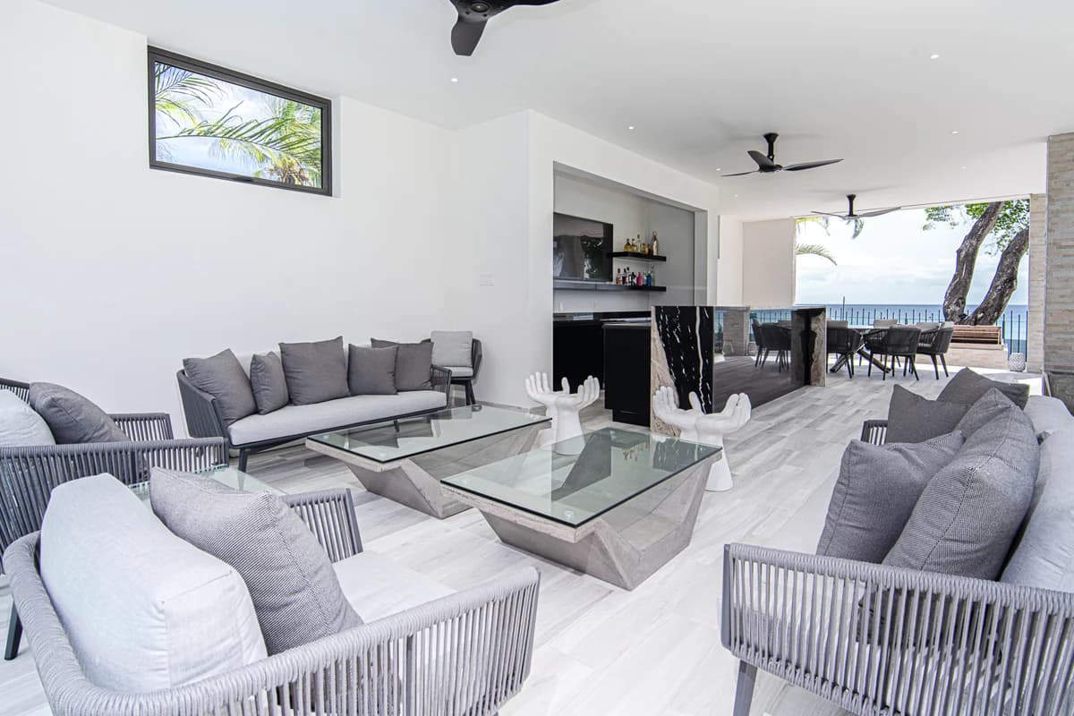 Onyx Villa - Image 4